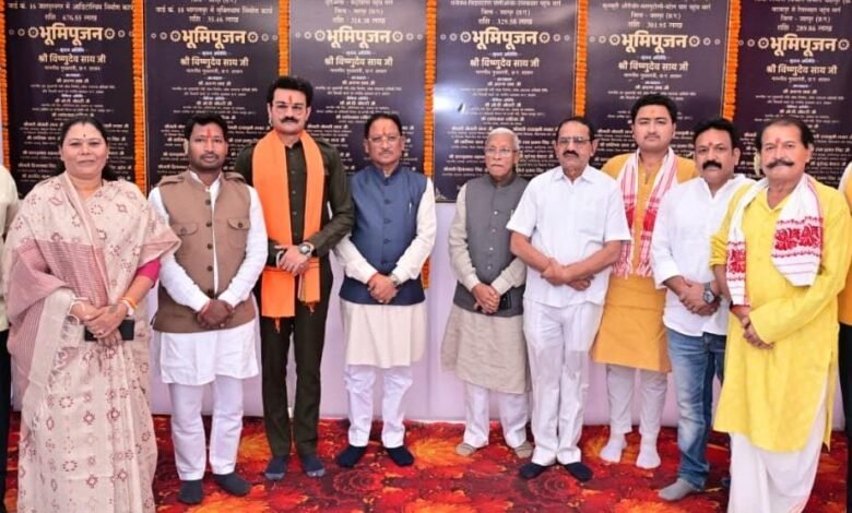 जशपुर को विकास की नई सौगात : मुख्यमंत्री विष्णु देव साय ने 19.51 करोड़ के 6 विकास कार्यों का किया भूमिपूजन 15 ssssse