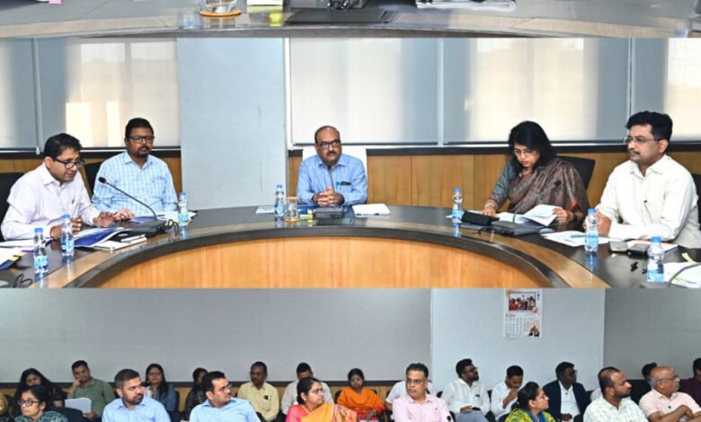 जनता से जुड़ी सभी सेवाएं को लोक सेवा गारंटी अधिनियम के दायरे में होना चाहिए - मुख्य सचिव विकासशील 1 1775741613 6de467185eddb6adc19a