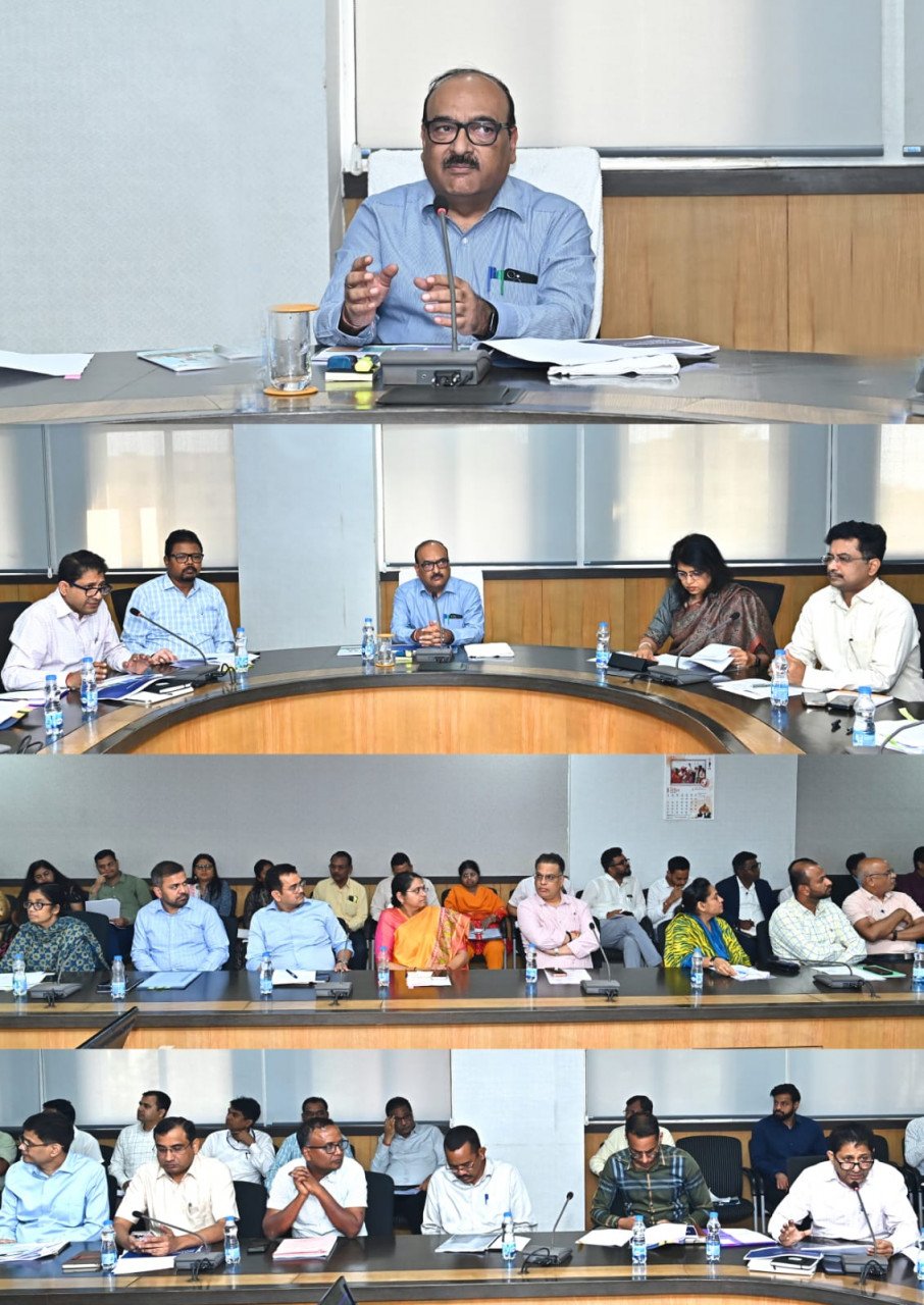 जनता से जुड़ी सभी सेवाएं को लोक सेवा गारंटी अधिनियम के दायरे में होना चाहिए - मुख्य सचिव विकासशील 1 1775741613 6de467185eddb6adc19a