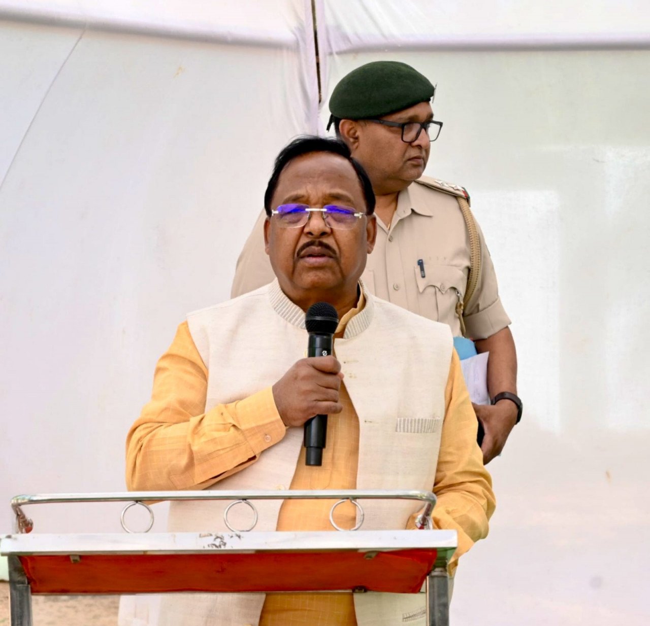 वन, पर्यावरण और वन्यजीवों की सुरक्षा हम सबकी जिम्मेदारी - मंत्री श्री नेताम 1 1776009609 6d3225ca79100388a70f