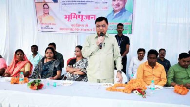 उद्योग मंत्री ने अपने जन्म दिवस पर लघु व्यवसायियों को दी आनंद बाजार वेंडिंग जोन की सौगात 4 1776011167 f656318be04a0eeff5cb