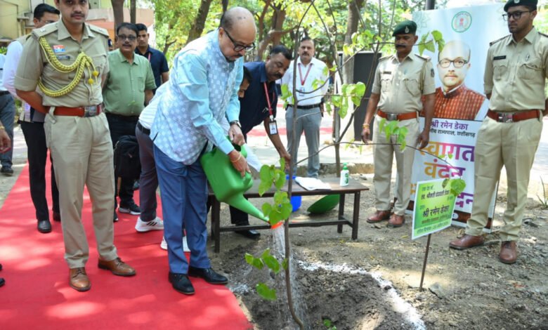 1776948113 824330b7fcd4bdee927e