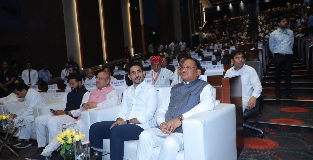 अपनापन’ के विमोचन समारोह में शामिल हुए मुख्यमंत्री विष्णुदेव साय’ 2 1779779434 10775563c08bc0d1ad76
