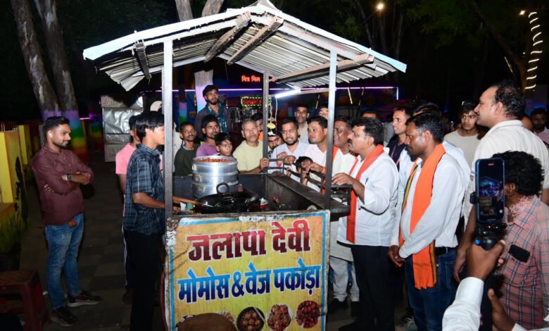 कवर्धा को मिली नई पहचान, उप मुख्यमंत्री विजय शर्मा ने किया “मित्र मिलन चौपाटी” का लोकार्पण 1 1779802172 d23fe0a06f88d8c3885f