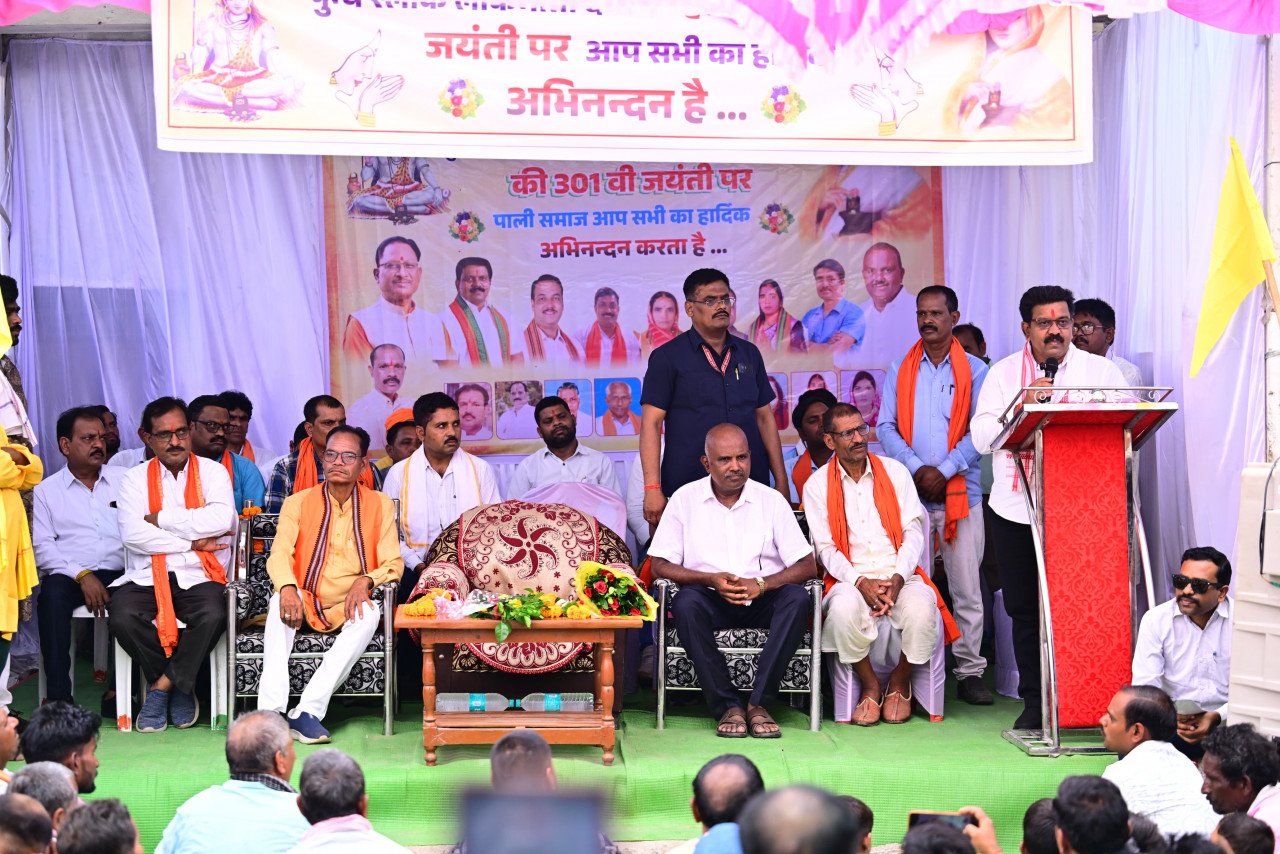लोकमाता अहिल्याबाई होलकर का जीवन सुशासन और जनसेवा का आदर्श उदाहरण: उपमुख्यमंत्री विजय शर्मा 1 लोकमाता अहिल्याबाई होलकर का जीवन सुशासन और जनसेवा का आदर्श उदाहरण: उपमुख्यमंत्री विजय शर्मा