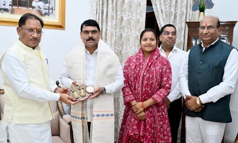 खेती-किसानी में छत्तीसगढ़ की सफलता का डंका, राज्य के कृषि मॉडल में दिखी महाराष्ट्र की दिलचस्पी 4 19A 121