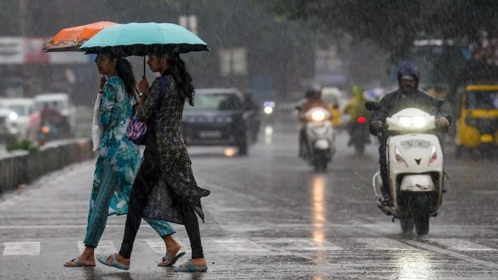 IMD Rain Alert: अगले 7 दिन इन राज्यों पर मेहरबान होंगे बादल, भारी बारिश की चेतावनी जारी 1 22A 151