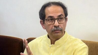शिवसेना UBT में हलचल! 20 विधायकों को बचाने के लिए उद्धव ठाकरे की आज अहम बैठक 2 22A 28