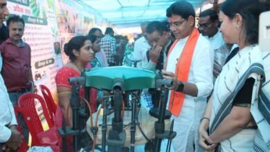 सारंगढ़ की सुनीता पटेल ऐसे बनीं 'लखपति ड्रोन दीदी' 3 Dron 01