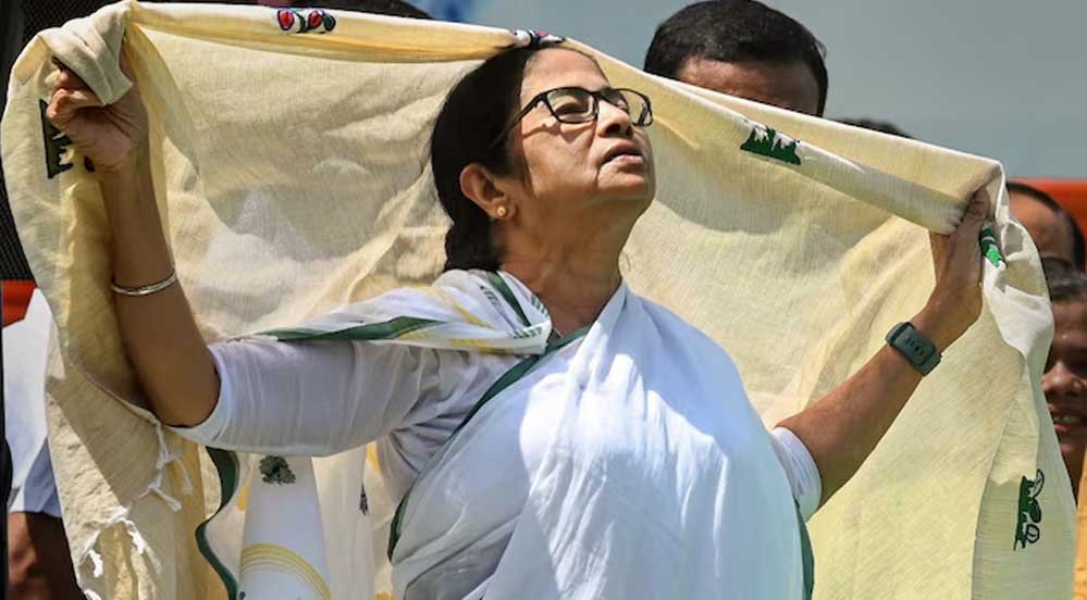 Mamata Banerjee 107 1 3