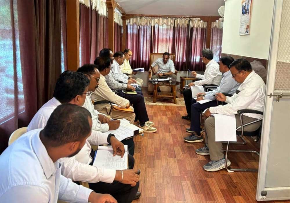 मेडिकल कॉलेज पहुंच मार्ग के लिए फोरलेन सड़क का प्रस्ताव शासन को भेजने कहा, कार्यों की प्रगति पर जाहिर किया असंतोष 1 Pwd 02 2