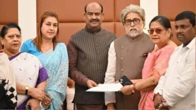 TMC में बढ़े सियासी तनाव के संकेत, बागी सांसदों को ओम बिरला का आश्वासन बना चर्चा का विषय 3 15A 121 1