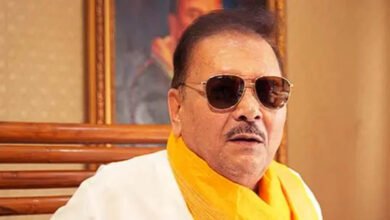 पश्चिम बंगाल की सियासत में नया मोड़, मदन मित्रा के बागी गुट से जुड़ने की चर्चा तेज 3 15A 146