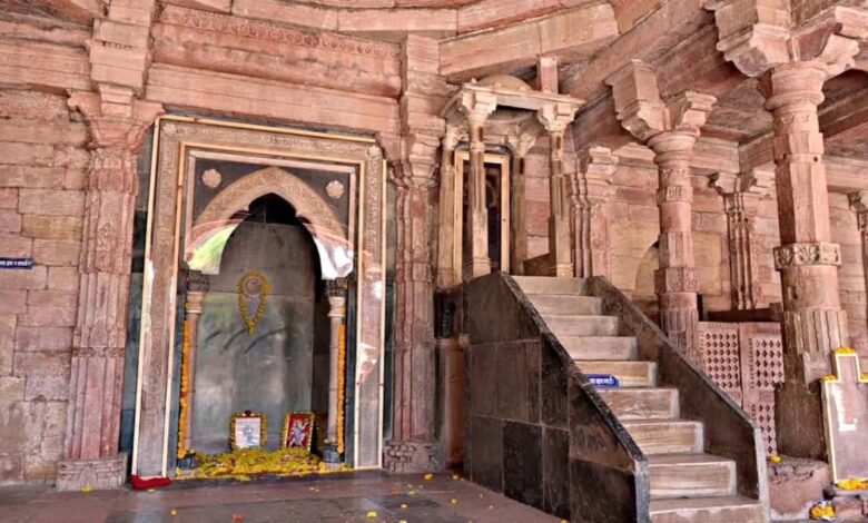 भोजशाला नमाज विवाद बढ़ा, मुस्लिम पक्ष फिर पहुंच सकता है सुप्रीम कोर्ट 10 183