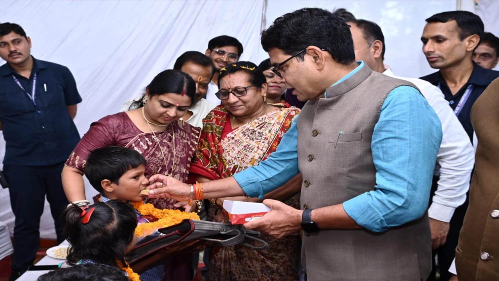 छत्तीसगढ़ के विकास का मंत्र: शिक्षा और संस्कार साथ-साथ, टंक राम वर्मा का बड़ा संदेश 1 21A 43 1