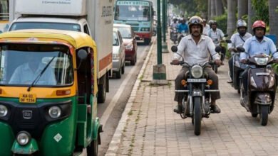 पैदल यात्रियों की सुरक्षा पर सख्ती, फुटपाथ पर वाहन चलाने वालों पर ₹5,000 जुर्माने का प्रस्ताव 2 23A 93 2