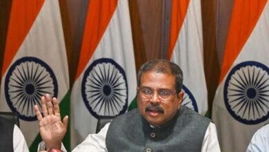 दो बार इस्तीफे की पेशकश, फिर बदले हालात और धर्मेंद्र प्रधान ने छोड़ा पद 2 26 25