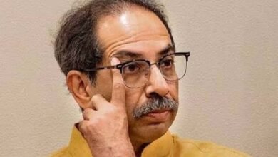 शिवसेना विलय पर सियासी घमासान, UBT ने फैसले को बताया असंवैधानिक 3 30 18