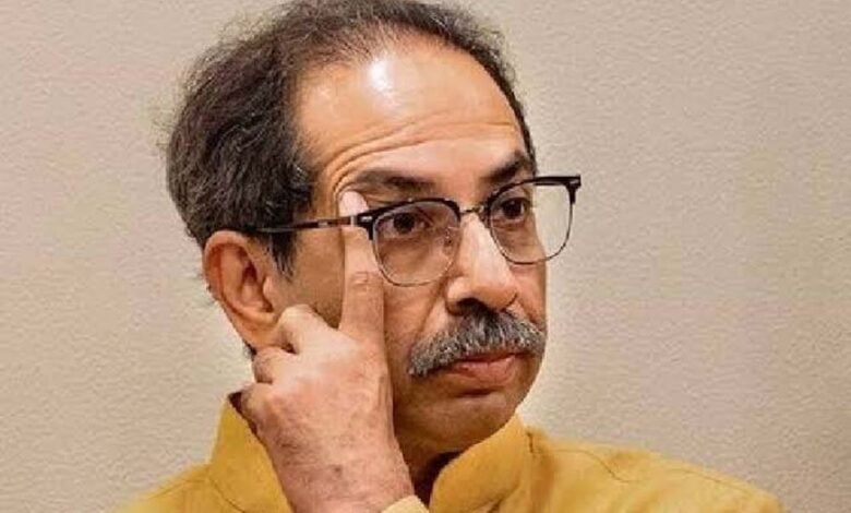 शिवसेना विलय पर सियासी घमासान, UBT ने फैसले को बताया असंवैधानिक 5 30 18