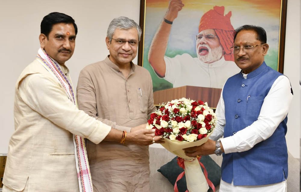 रेल नेटवर्क का विस्तार छत्तीसगढ़ के संतुलित और समावेशी विकास का मजबूत आधार बनेगा : मुख्यमंत्री साय 1 31A 4 1