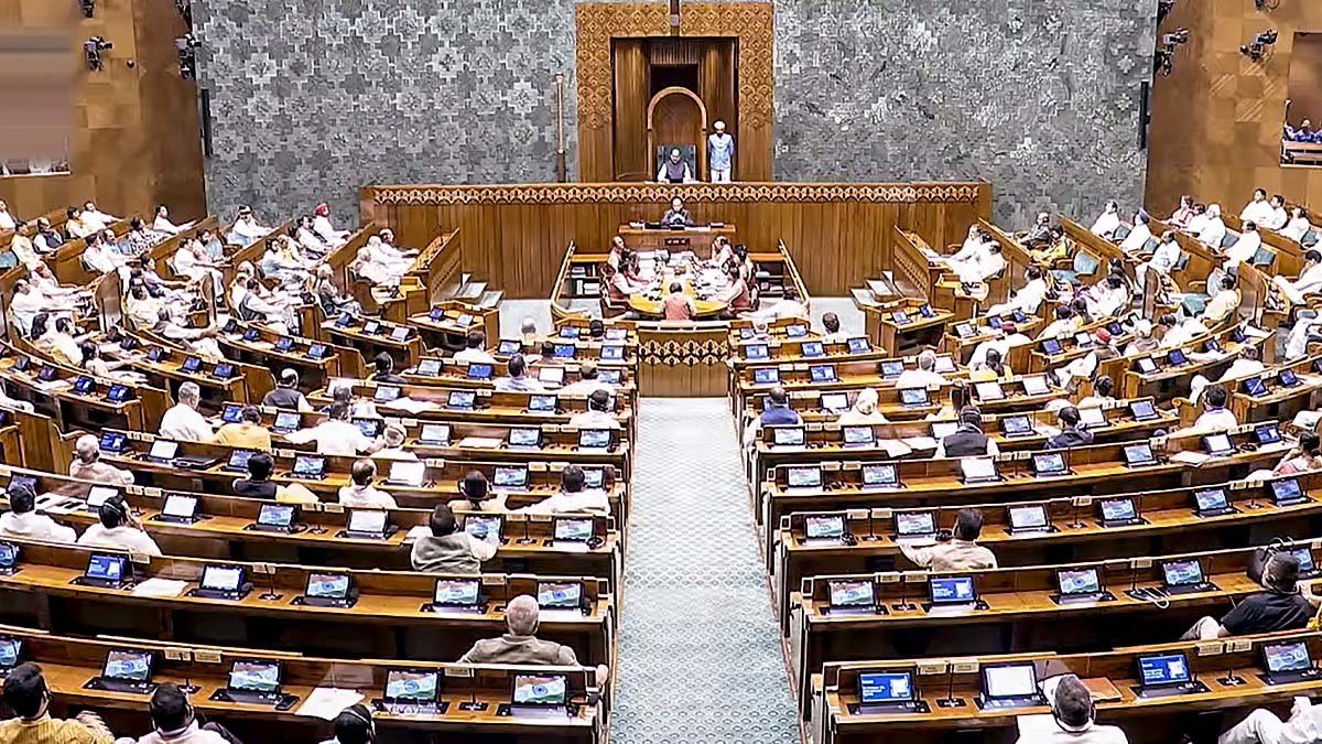 2029 महिला आरक्षण लागू करने का प्रस्ताव, नए संविधान संशोधन से बढ़ेगा राजनीतिक टकराव 1 36 3