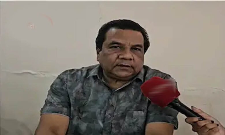 कांग्रेस में अंदरूनी कलह तेज, राकेश सिंह यादव के विवादित बयान के बाद इस्तीफा; MP की राजनीति में बढ़ी हलचल 7 4A 244