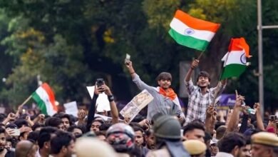 घर के विरोध को पार कर NEET प्रदर्शन में पहुंचे युवाओं की संघर्ष भरी कहानी 2 6 25