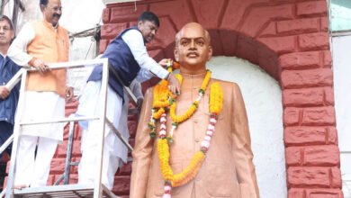 डॉ. श्यामा प्रसाद मुखर्जी जयंती: वन मंत्री कश्यप ने पुष्पांजलि अर्पित कर दी श्रद्धांजलि 3 6A 126 1