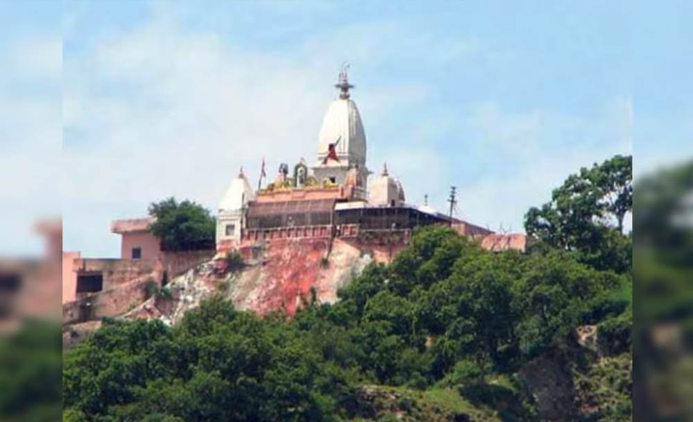 हरिद्वार: मनसा देवी मंदिर का बड़ा फैसला, पारदर्शिता बढ़ाने के लिए पुजारियों की ड्रेस बदली 1 7A 87