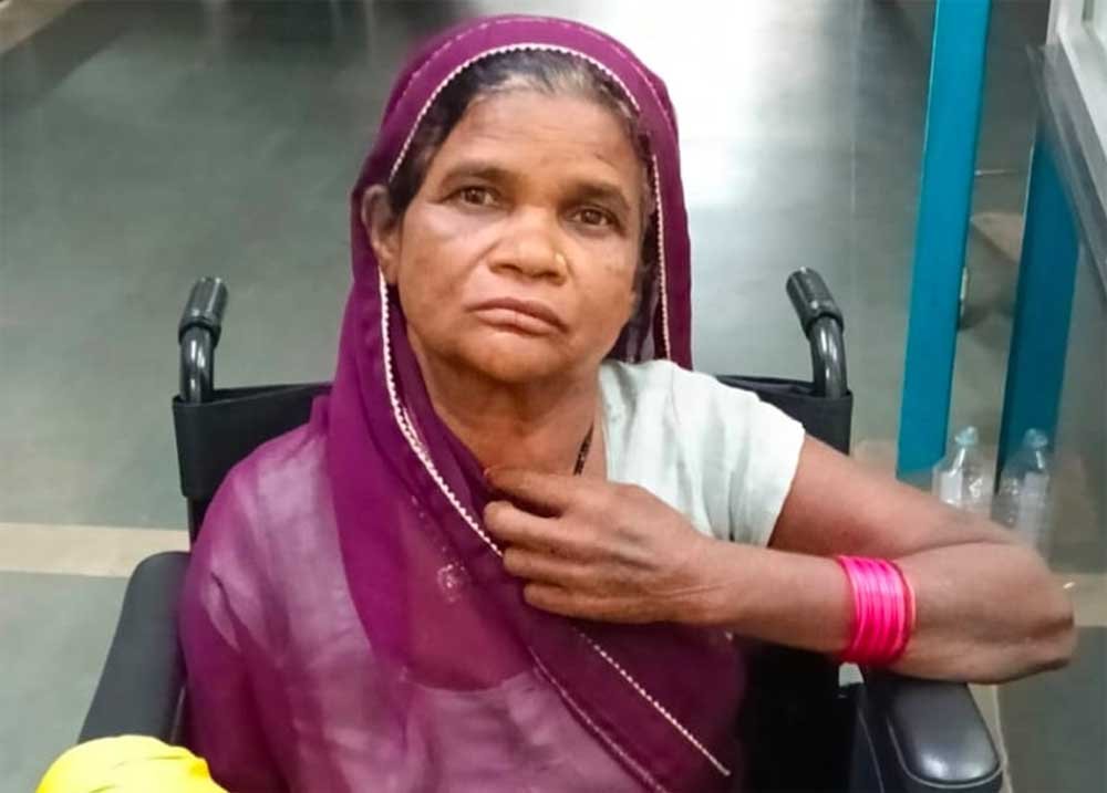 डॉयल-112 टीम की तत्परता से समय पर मिला उपचार, महिला पूरी तरह खतरे से बाहर 1 Amma 0 1