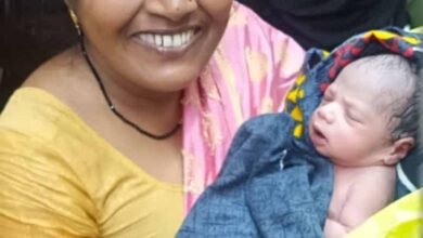 बस में ही हुई सुरक्षित डिलीवरी, सफर के दौरान महिला ने बच्चे को दिया जन्म, बना यादगार पल 5 Chhattisgarh News 03 2 4