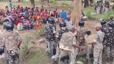 धर्मांतरण विवाद से बस्तर में बढ़ा तनाव, कई गांव पुलिस छावनी में तब्दील 2 Chhattisgarh News 04 3