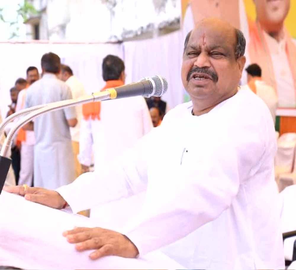 CG में बीजेपी विधायक के बयान से सियासत गरम, कांग्रेस से कहा- 'भारत माता की जय नहीं बोलना तो चीन-इटली जाएं' 1 Chhattisgarh News 05 3 15