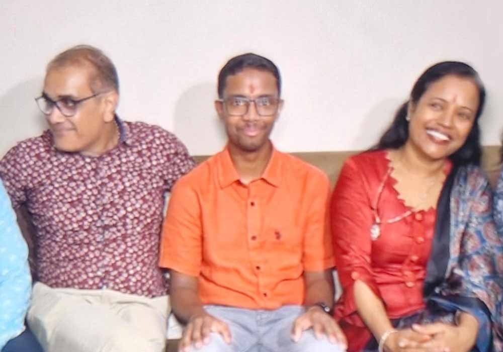 NEET UG 2026 में छत्तीसगढ़ का जलवा, शिप्रक और चार्वी ने 99.99 परसेंटाइल से रचा नया रिकॉर्ड 1 Chhattisgarh News 06 3 13