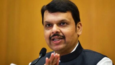 Maharashtra UCC: यूनिफॉर्म सिविल कोड के मसौदे पर काम शुरू, सरकार ने बनाई सात सदस्यीय समिति 3 Devendra Fadnavis A 86 2