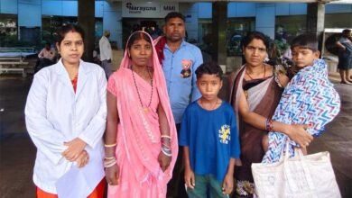 लाडले को स्वस्थ देख परिजनों की आंखों में छलके खुशी के आंसू 2 Hos 02