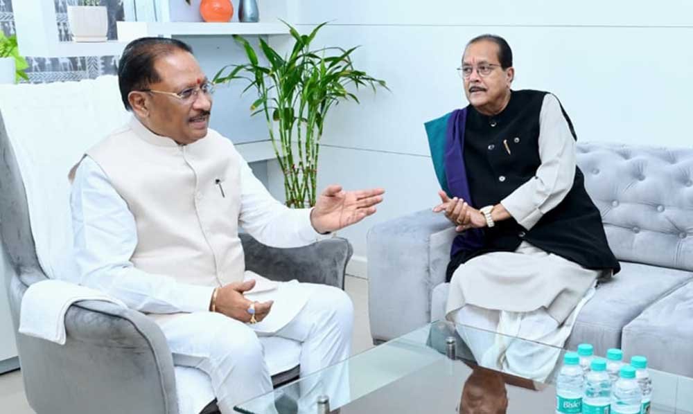 सीमावर्ती इलाकों में विकास और जनहित के लिए समन्वय बढ़ाने पर जोर 1 Meet 03
