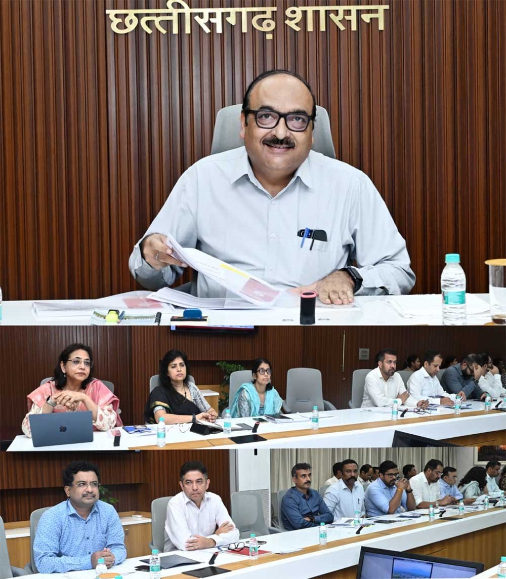 शत-प्रतिशत सत्यापन कर पात्र हितग्राहियों को योजनाओं का लाभ सुनिश्चित करें: मुख्य सचिव विकास शील 1 Mukhya 01 7