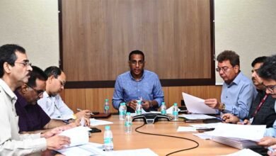 कार्यस्थलों में आ रहे अवरोधों को तत्परता से दूर कर अप्रारंभ कार्यों को जल्दी शुरू करने कहा 2 Pwd 03 1