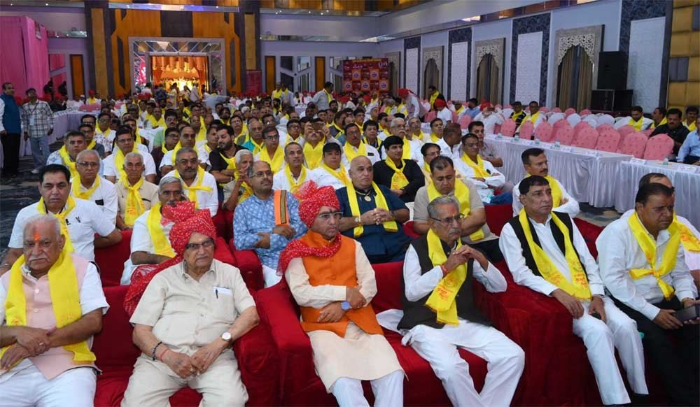 प्रदेशभर की 128 सिंधी पंचायतों के प्रतिनिधि एक मंच पर हुए एकजुट 1 Theka 07