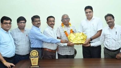 जनसंपर्क संचालनालय के सहायक ग्रेड-03 गुलजारी लाल तम्बोली को सेवानिवृत्ति पर दी गई भावभीनी विदाई 4 jANSA
