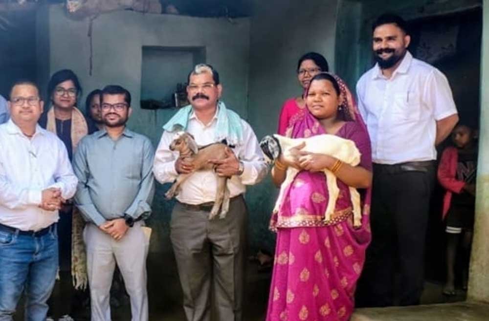 बिहान मिशन और जिला प्रशासन के प्रयासों से हजारों महिलाओं की आय में हुआ इजाफा 1 mAHILA 03