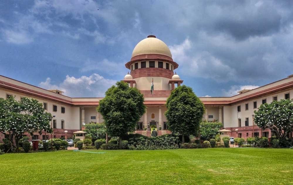 महिला सुरक्षा से जुड़े मामले में HC के फैसले पर सुप्रीम कोर्ट की तीखी टिप्पणी, 'रेप की कोशिश' की परिभाषा पर सुनवाई 1 supreme courtA 156 1