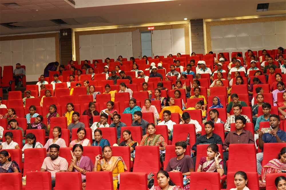 युवा उद्यमिता को मिलेगा नया उड़ान, स्टार्टअप इंडिया से स्थानीय उत्पादों को बढ़ावा 1 tEJAS 03
