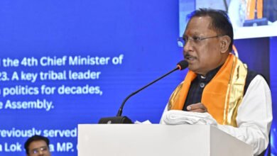 लोक कलाकार विक्रम यादव के इलाज में नहीं होगी कोई कमी, मुख्यमंत्री विष्णुदेव साय ने परिजनों से चर्चा कर प्रशासन को किया निर्देशित 3 vishnu 132 1