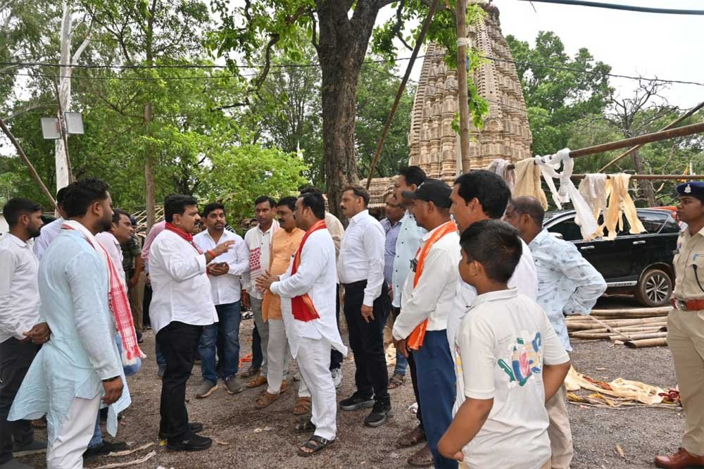 कांवड़ यात्रा मार्ग, विश्राम स्थलों एवं मंदिर परिसरों का लिया जायजा 1 yATRA 03