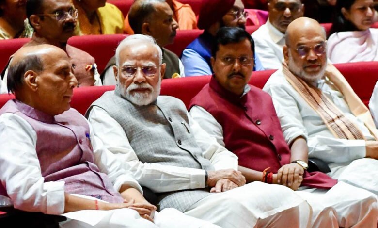 FCRA Bill: दो-तिहाई बहुमत के आंकड़े से दूर NDA, फिर क्यों बदला सरकार का रुख? 9 10A 59