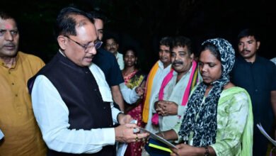 बगिया में जनसमस्याओं पर CM साय का सख्त रुख, आम लोगों की शिकायतें सुन अधिकारियों को दिए निर्देश 2 11A 18