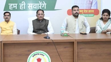 मुख्यमंत्री ने विद्यार्थियों से किया आत्मीय संवाद, कहा - सफलता केवल डॉक्टर-इंजीनियर बनने तक सीमित नहीं, हर क्षेत्र में हैं आगे बढ़ने के अवसर 4 14A 21