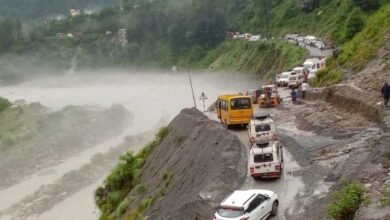 Uttarakhand Rain Alert: पहाड़ों में मौसम का तांडव, भारी बारिश से जनजीवन प्रभावित; IMD ने जारी की चेतावनी 3 18A 38
